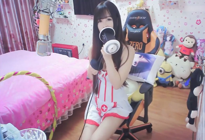 斗鱼主播娜娜sweet护士套装早期直播切片- 娜娜sweet[16分钟]