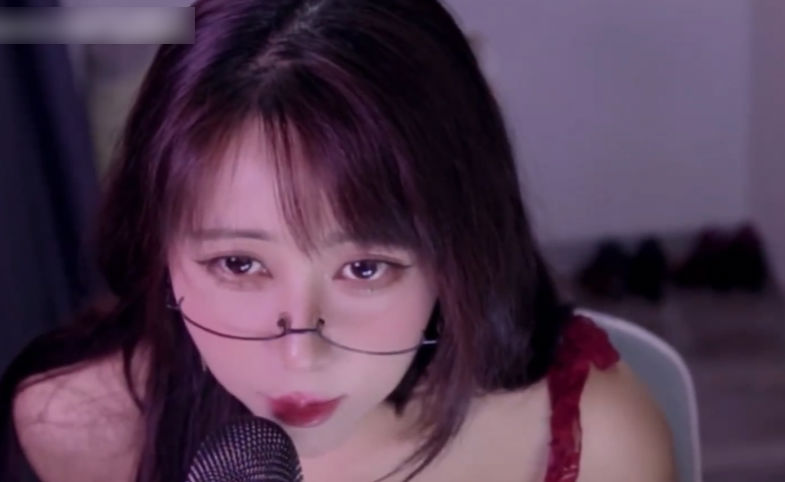 斗鱼主播苏恩惠左颜玉早期切片-[苏恩惠] .