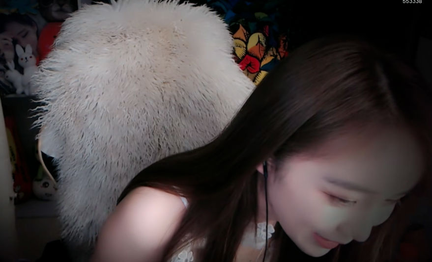 丸子君ASMR特辑绝活马达弹舌直播切片- 丸子君[48分钟]