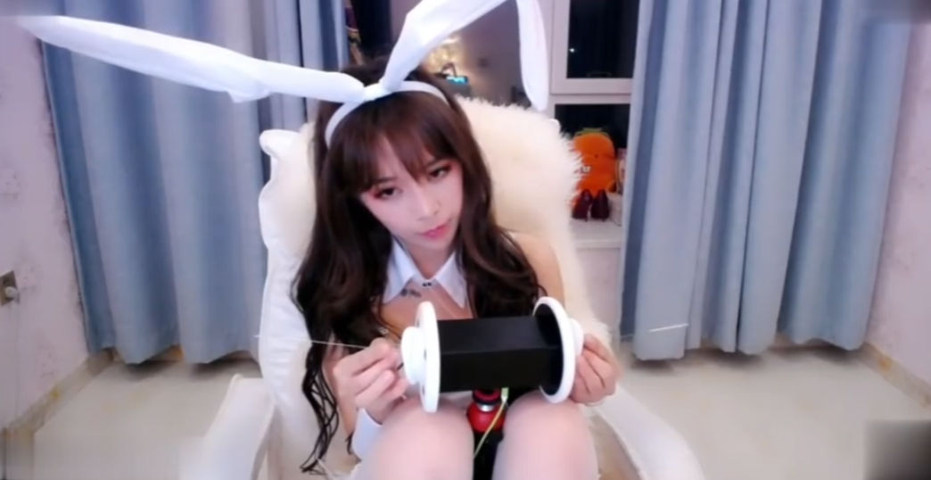 斗鱼主播asmr丸子君高能弹舌视频直播切片V17-[丸子君]