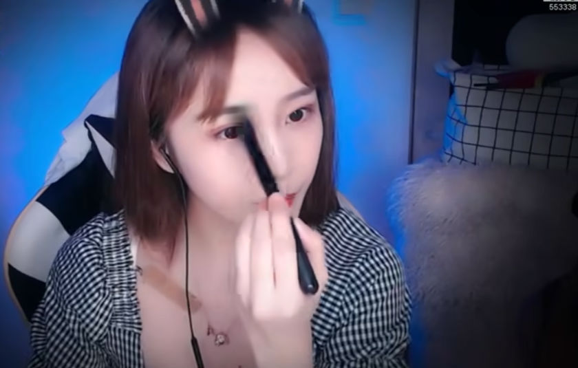 丸子君ASMR视频直播切片弹舌- 丸子君[11分钟]