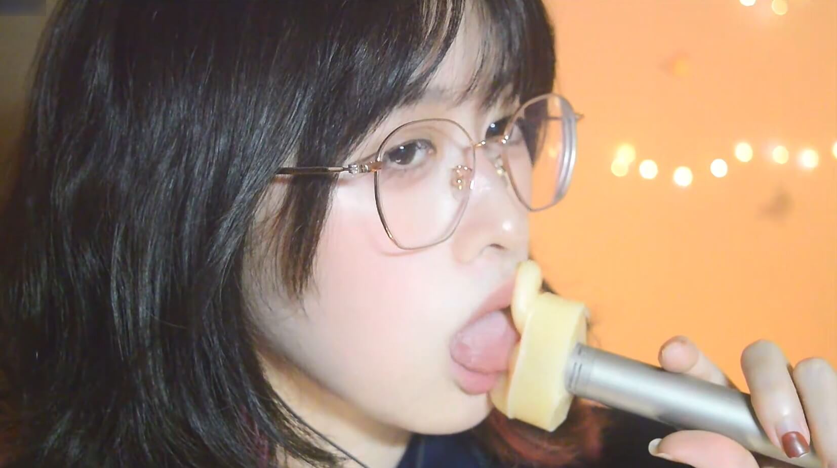 其实是椰子啦 价值140元舰长vip福利v234-[其实是椰子啦][247M/16分钟]