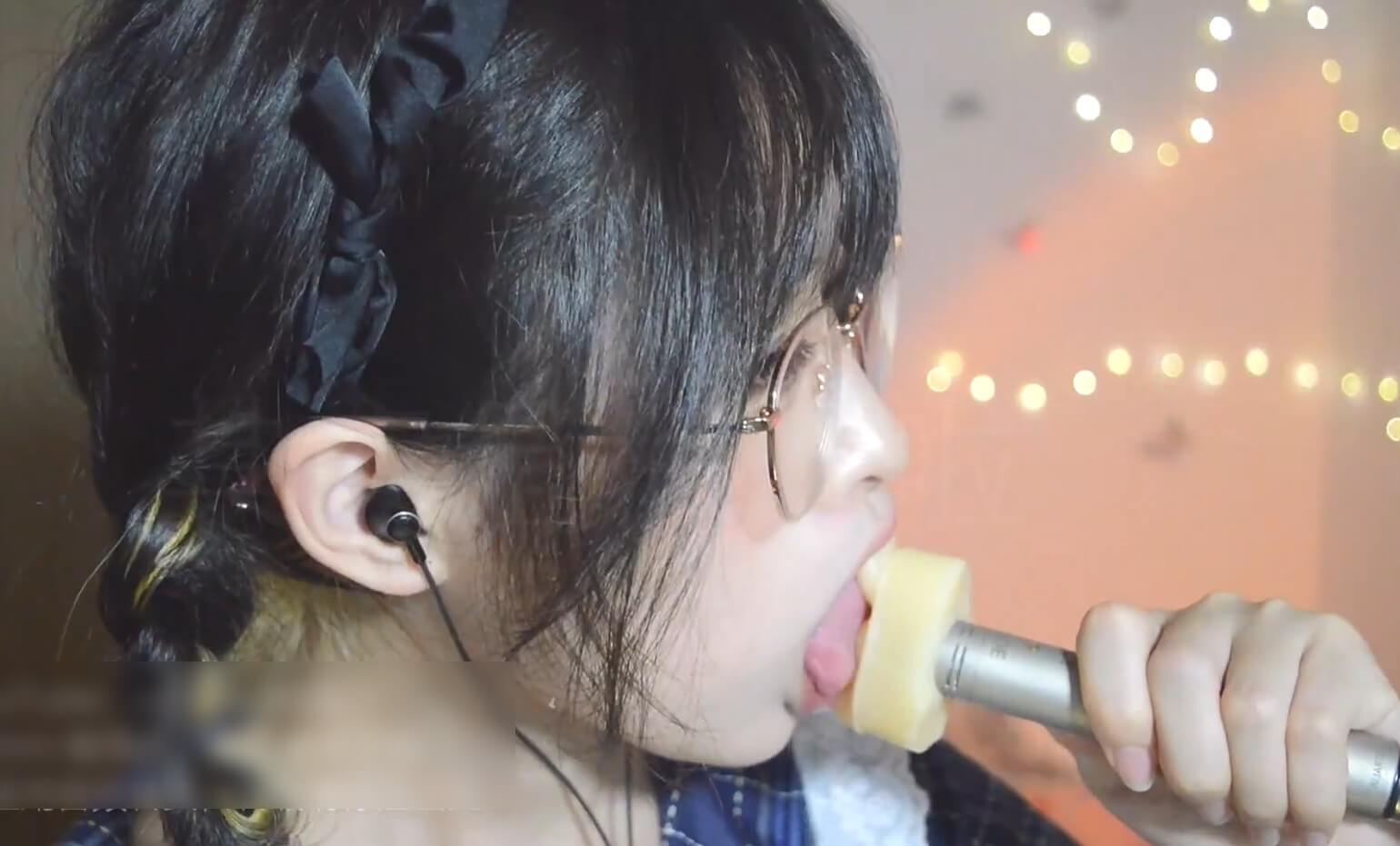 其实是椰子啦 价值140元舰长vip福利v224-[其实是椰子啦]352M/26分钟]