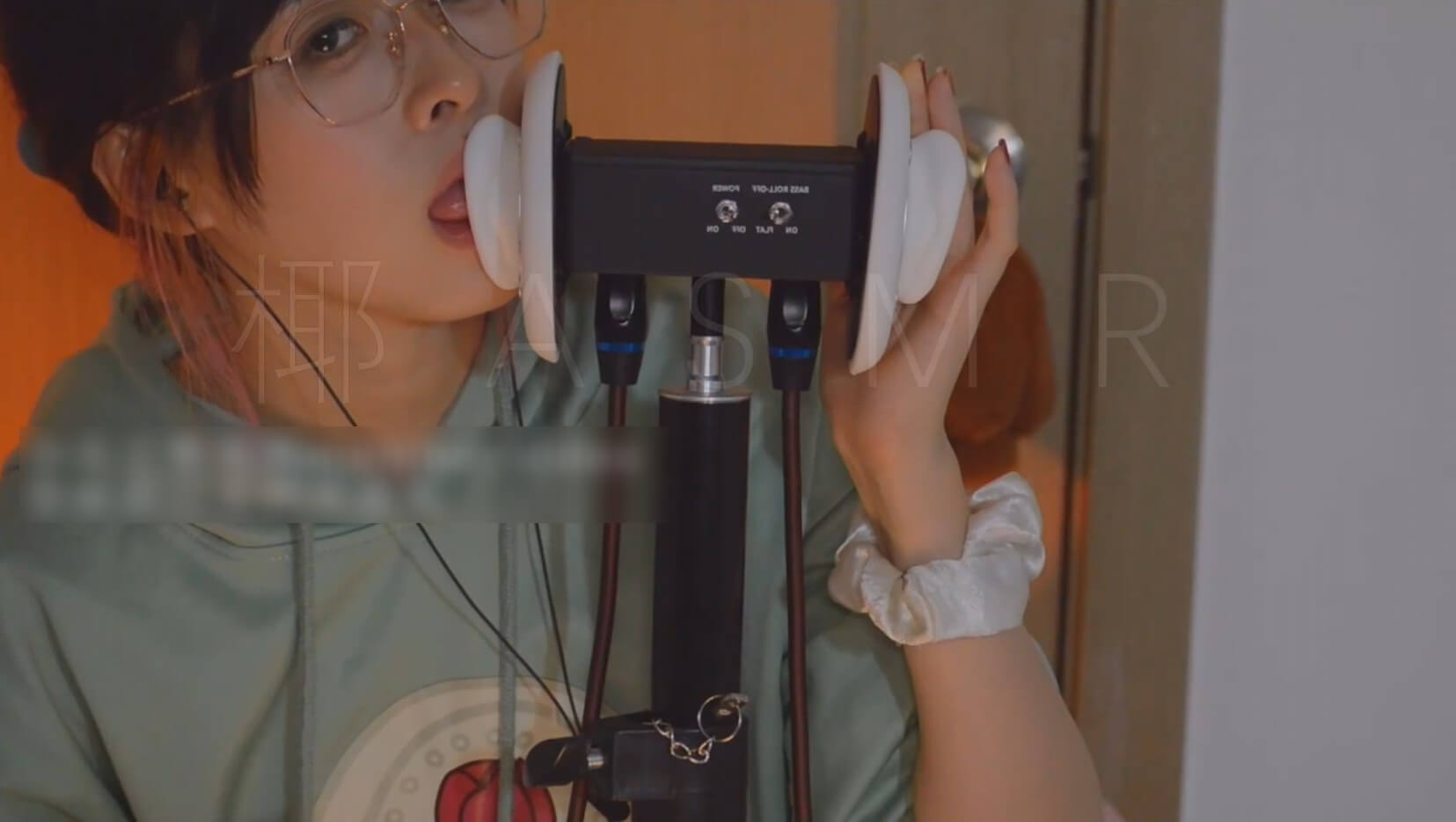 其实是椰子啦 价值140元舰长vip福利v145-[其实是椰子啦]288M/19分钟]