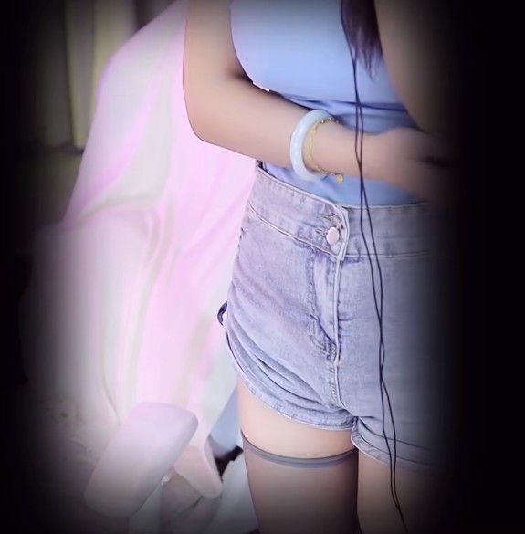 清清睡不醒呀小剧场-跟男友聊天直播切片-清清睡不醒[14分钟]