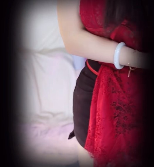 小剧场跟闺蜜互换2直播录像-清清睡不醒[12分钟]