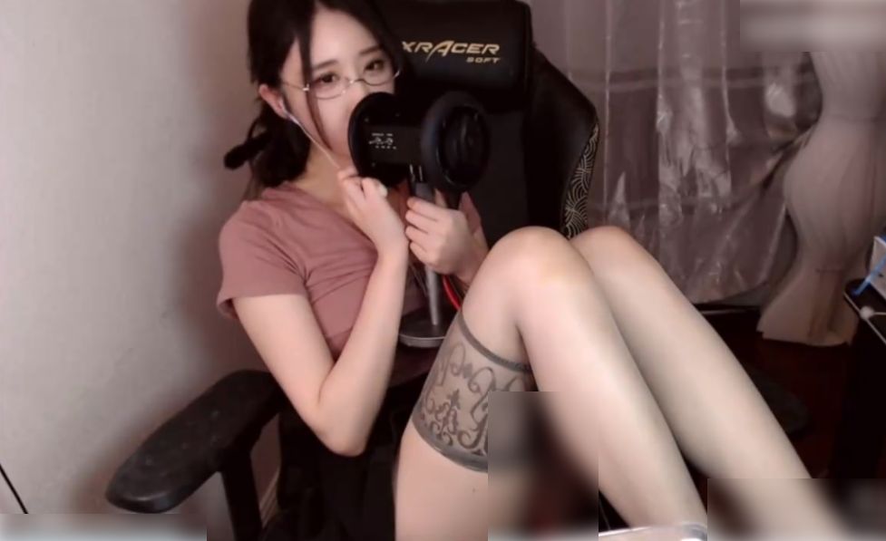 轩子巨二兔小天使v早期直播录像- 轩子巨二兔[41分钟]