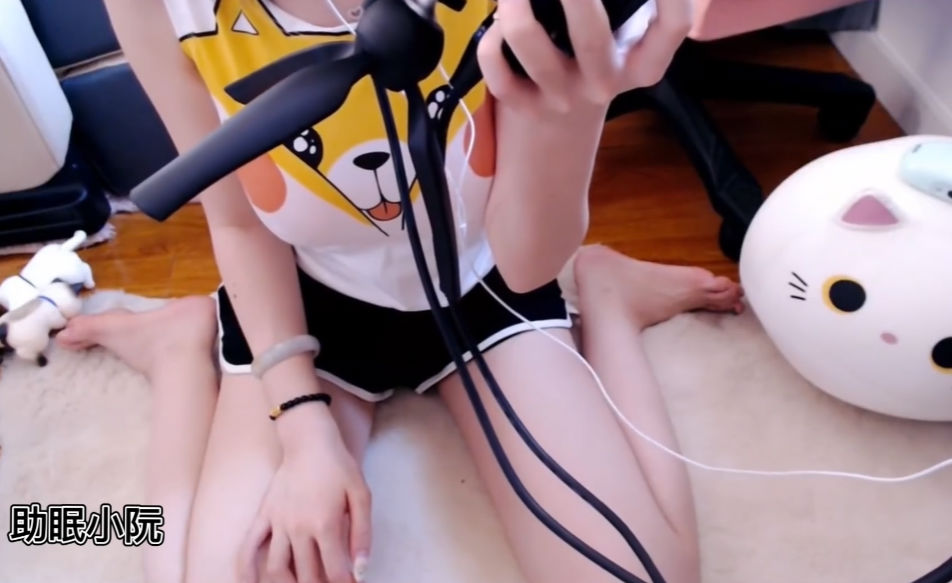 Aki秋水极致催眠の跳跳糖体验＋松果-[Aki秋水]