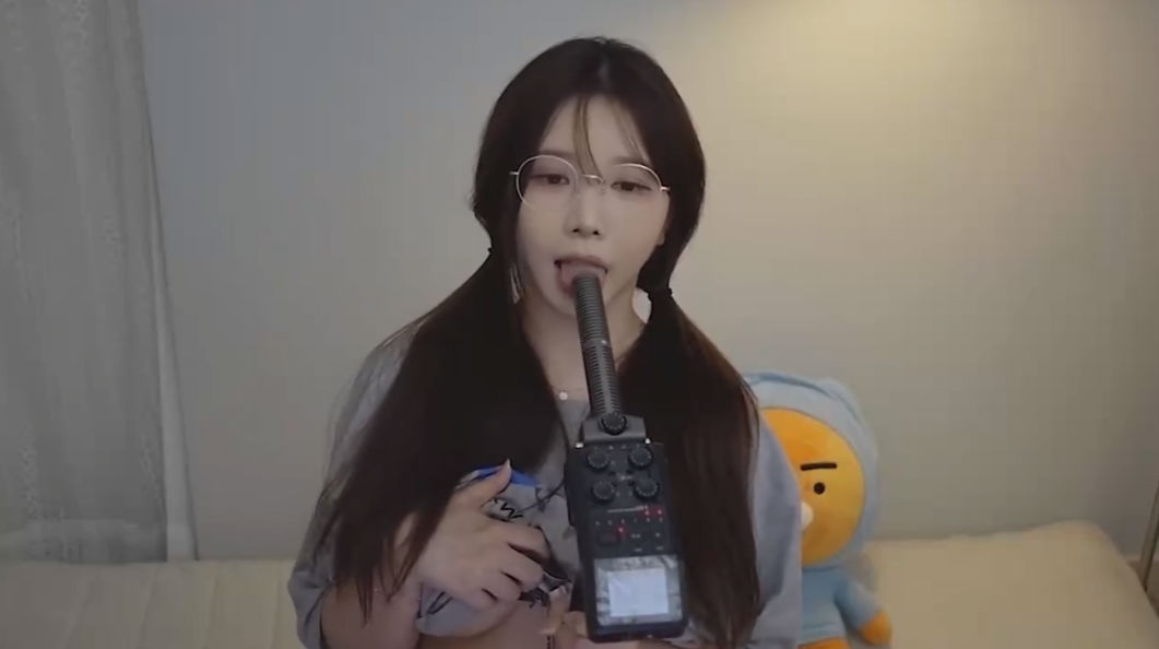 yoonying白丝学妹-[22分钟]