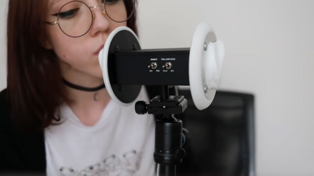 Ellesclub秒删的作品 舔耳-[17分钟]